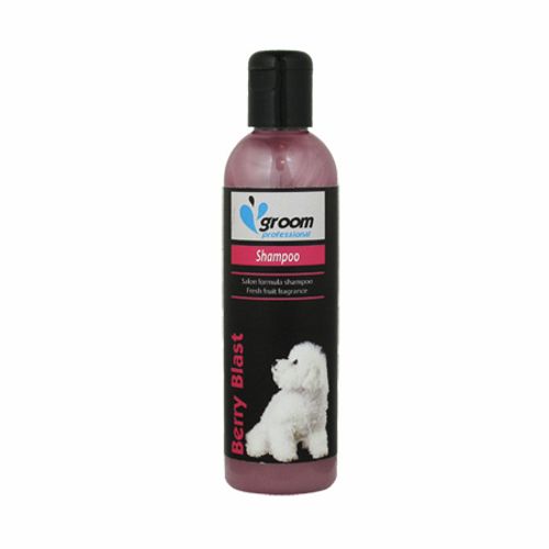 Groom Professional Berry Blast Shampoo - szampon jeżynowo-malinowy, do każdego typu sierści 250ml