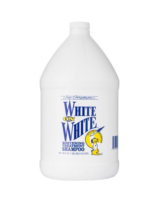 Chris Christensen White on White Shampoo szampon wybielający dla psów o białej i jasnej sierści.