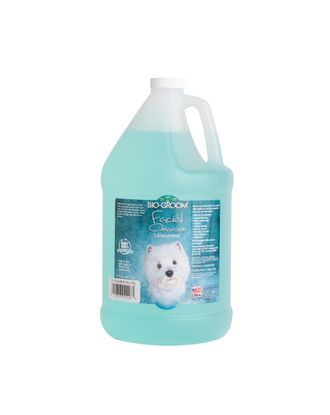 Bio-Groom Facial Foam Cleaner - hypoalergiczna pianka do czyszczenia i usuwania przebarwień z pyszczka, dla psów i kotów - 3,8L