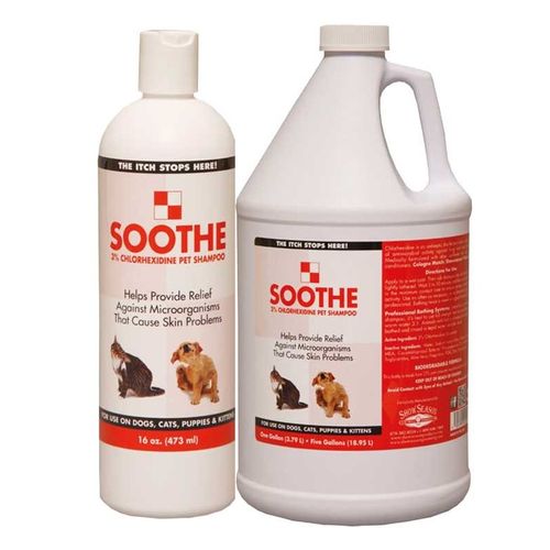 Show Season Soothe Shampoo - leczniczy szampon z chlorheksydyną dla psa i kota z problemami skórnymi, koncentrat 1:3